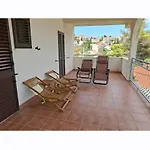 Maja Апартаменты *